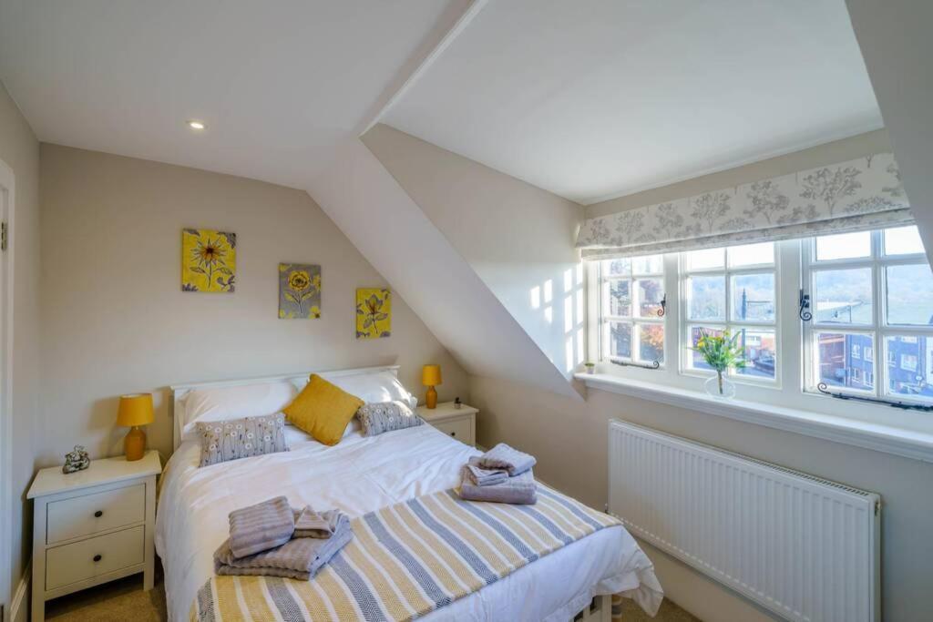 Upper Thames & Lower Thames - Stunning Apartments Henley-on-Thames Exteriör bild